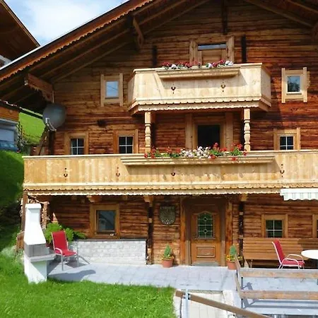 Σπίτι διακοπών In Mayrhofen Near Slopes Hippach