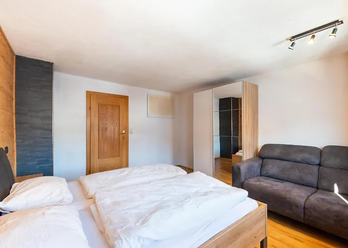 בית נופש In Mayrhofen Near Slopes היפאך