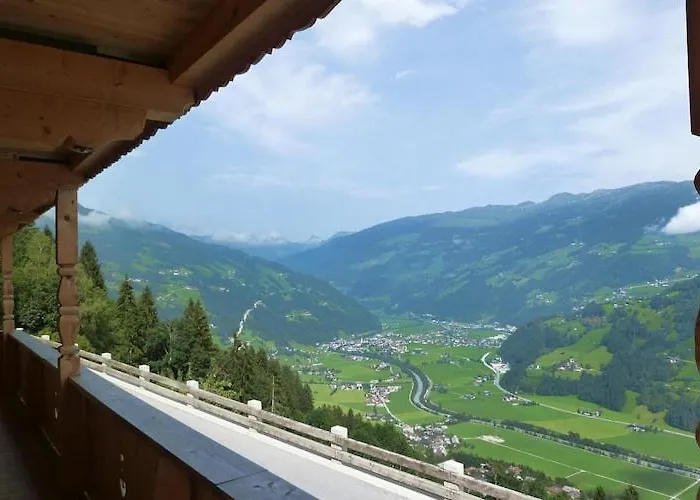 In Mayrhofen Near Slopes * היפאך