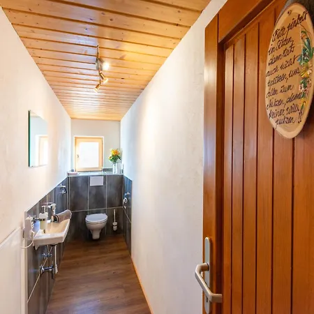 In Mayrhofen Near Slopes 펜션