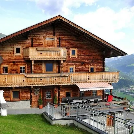 펜션 In Mayrhofen Near Slopes *